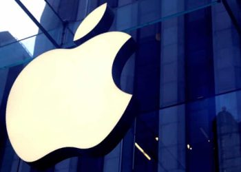 Apple becomes first company to hit $3 trillion market value