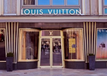 Louis Vuitton set to raise prices