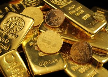 Zim to introduce gold coins as local currency tumbles
