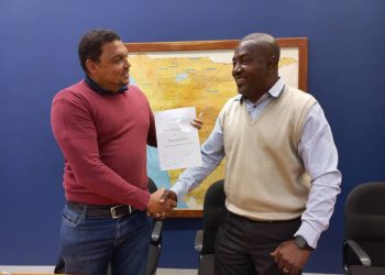 Pick n Pay, Hangana Seafood sign wage agreements