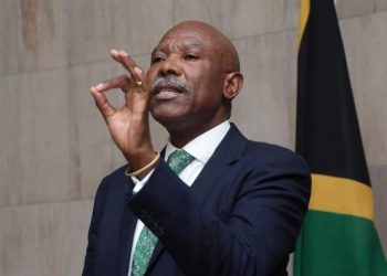 SARB warns of triple blow for South Africans – including a ‘price spiral’