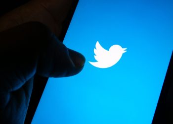 Musk revives US$44bn Twitter bid, aiming to avoid trial