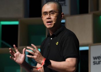 Binance, with over US$1bn to spend, weighs buying a bank