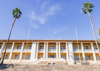 Parliamentarians iron out financial amendment bills