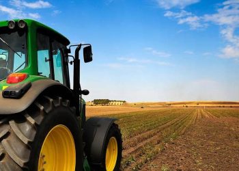 Govt receives first batch of N$300m tractors