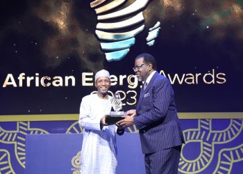 Geingob receives African Energy Chamber Award