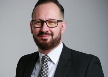 NIPDB Investment Executive François van Schalkwyk to step down