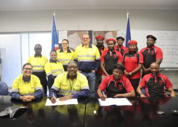 Rössing, MUN sign revised labour agreement