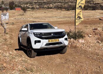 Volkswagen Amarok shows its 4×4 muscle