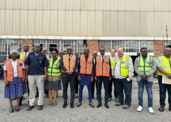 Remanufacturing cuts TransNamib locomotive costs by 40%